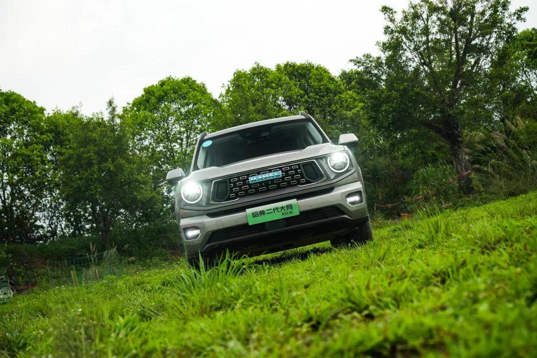 17.98萬,四驅SUV,油耗不到6L!你買不買?