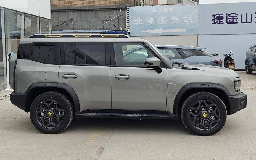 奇瑞果然不客氣了!旅行者插混版就要上市,坦克300插混還不上?