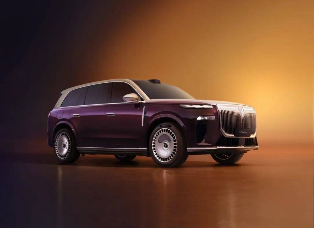 這款國產旗艦SUV不僅夠豪,插混車電池包比純電車還大