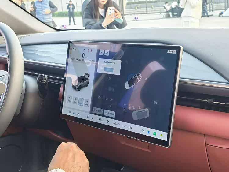 極狐全新阿爾法T5正式上市 推出六款車型,限時(shí)優(yōu)惠價(jià)10.98萬起!