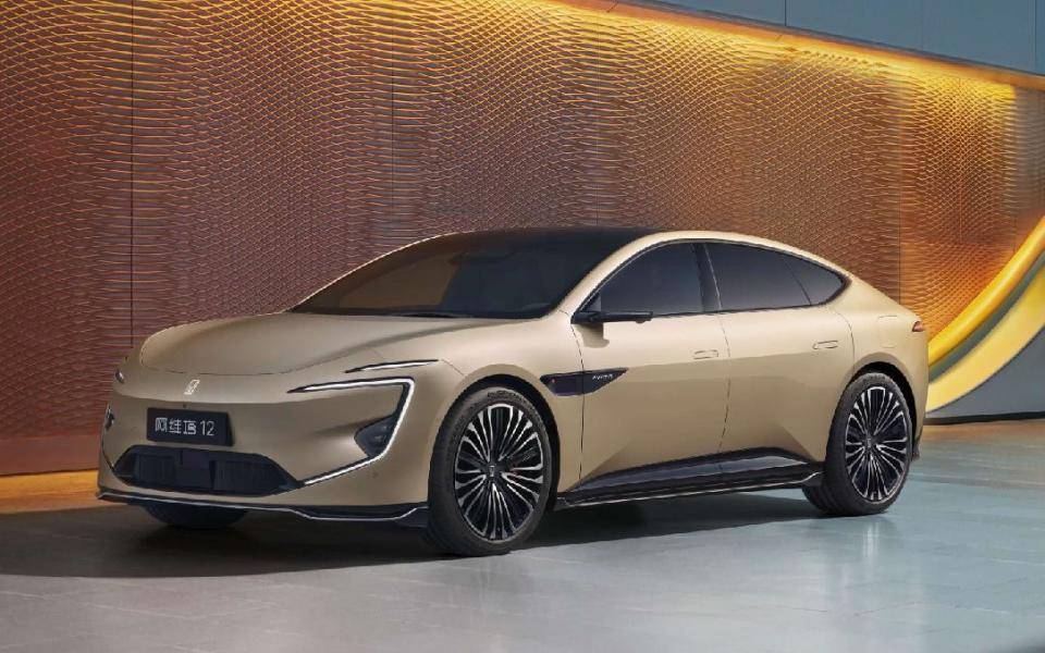 細分市場增速35% 阿維塔12四激光版精準卡位