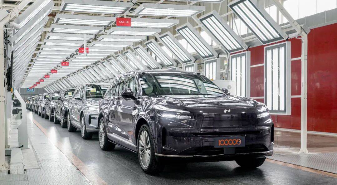 新能源10月銷量丨五家破10萬輛,特斯拉排名下滑,合資略有起色