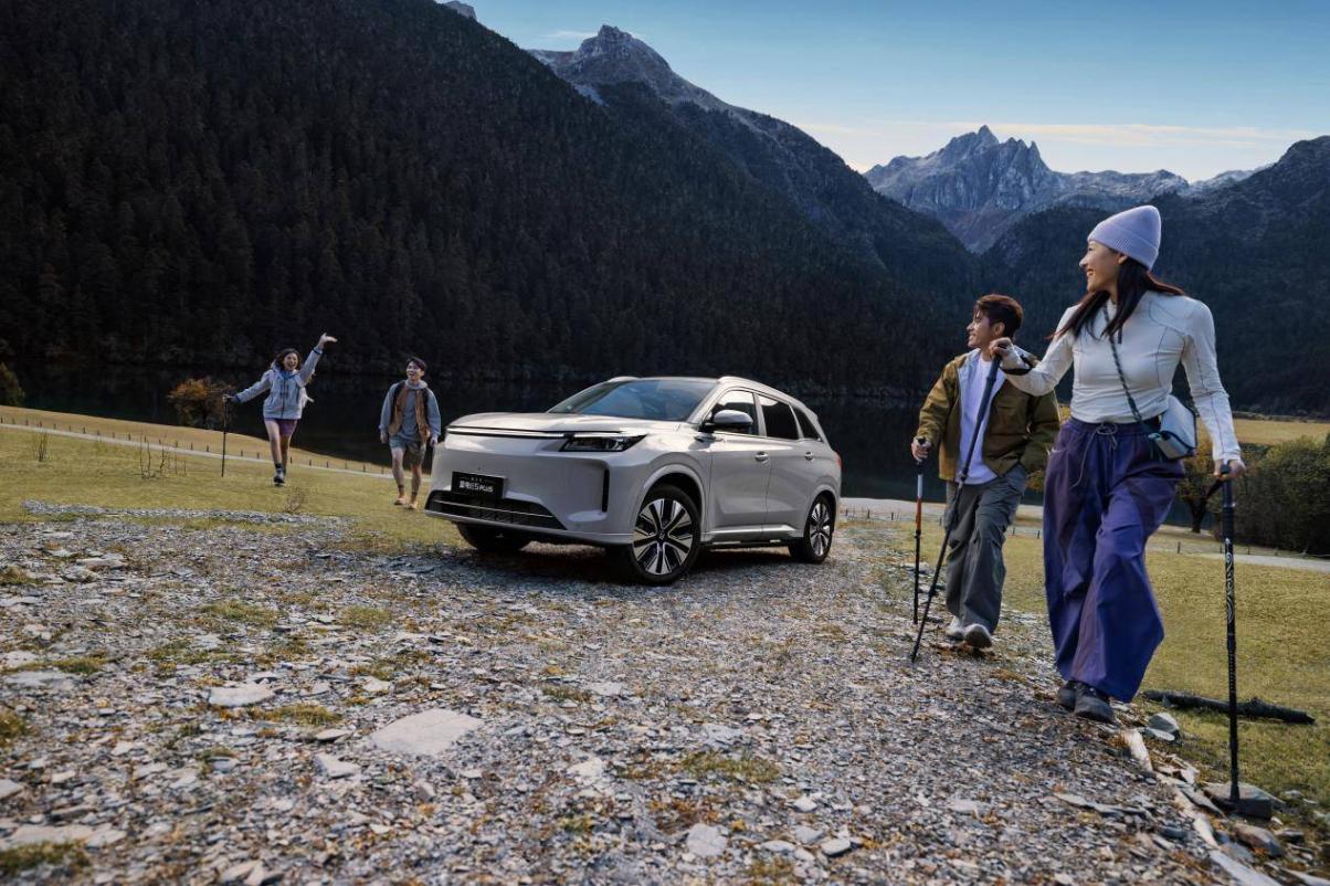 “全場景覆蓋,一車多用”第三代藍電E5 PLUS換新價11.98萬起!