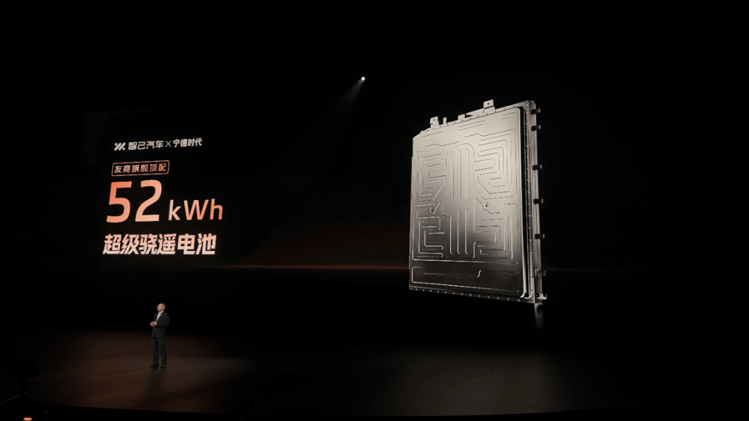 32.28萬的智己LS9,連熱水器和地暖都搬上車了