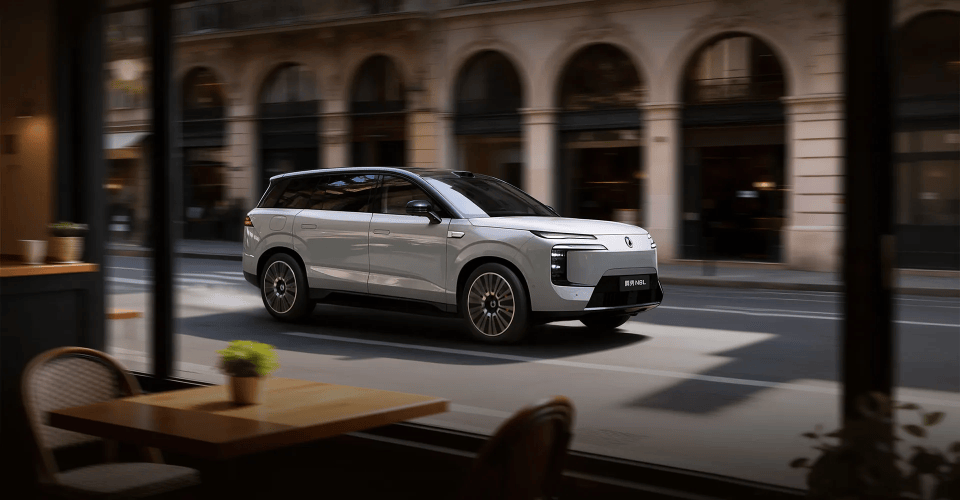 比亞迪無緣高端車?這一招太狠了,一款車擊穿“789”,營銷更頂