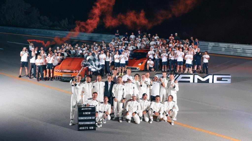 奔馳舉辦科技創(chuàng)新日:以“中國速度”定義“奔馳標(biāo)準(zhǔn)”